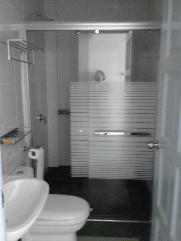 101 Hotel Miri Szoba fotó
