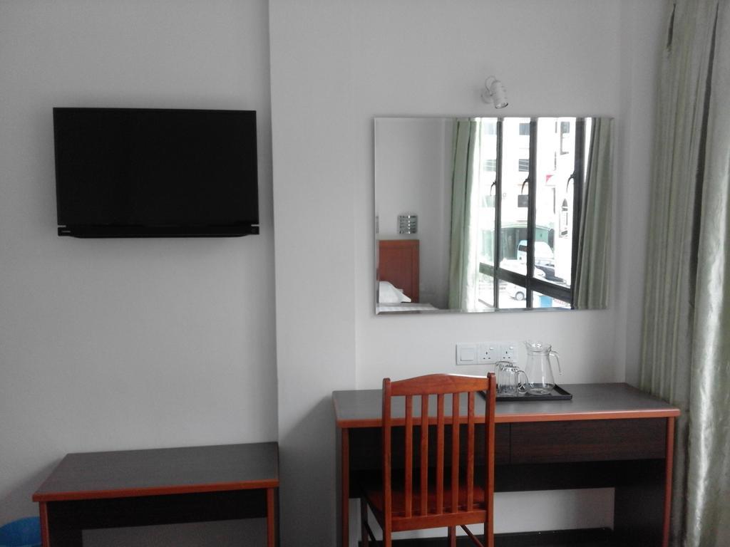 101 Hotel Miri Szoba fotó