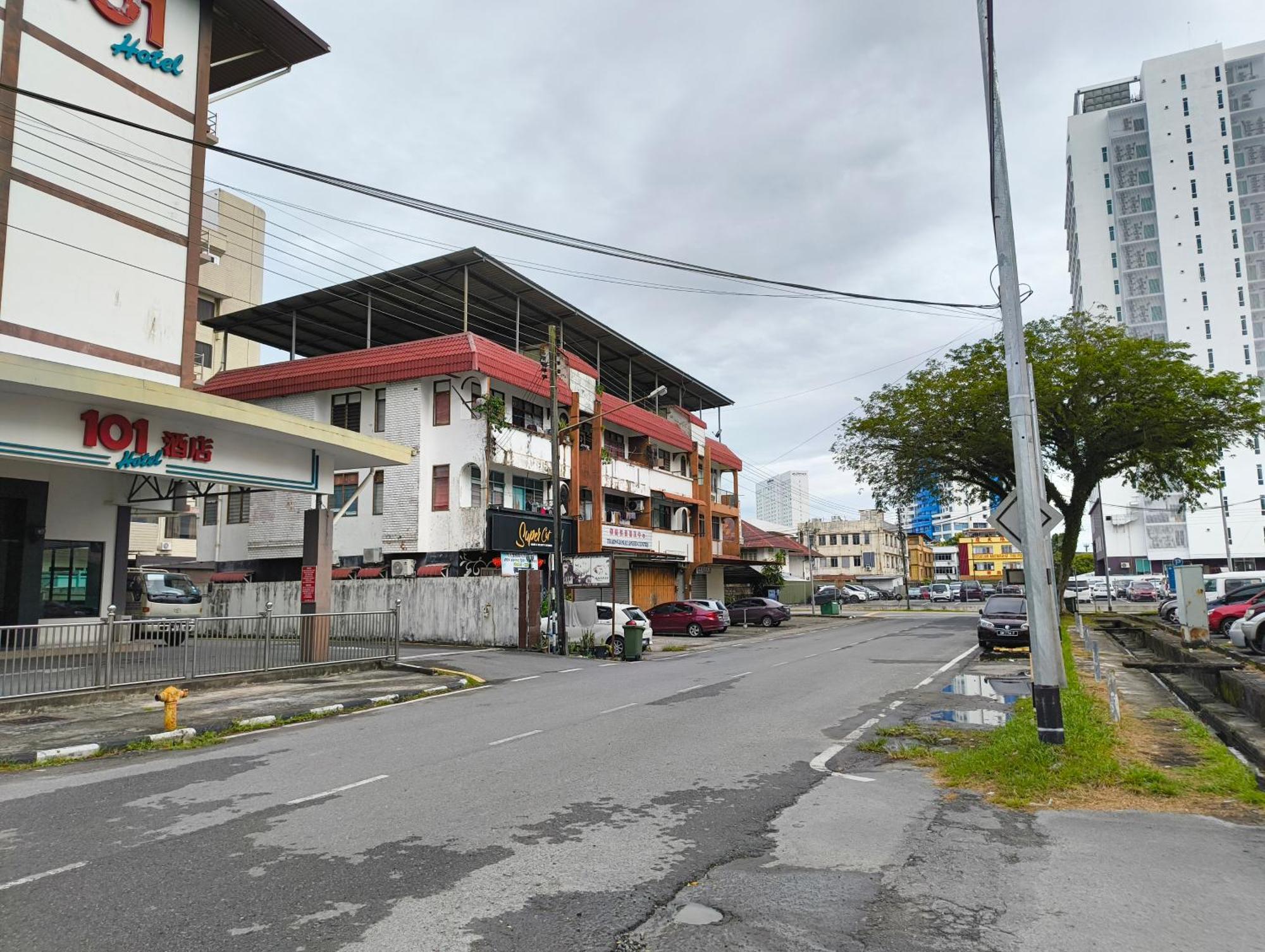 101 Hotel Miri Kültér fotó